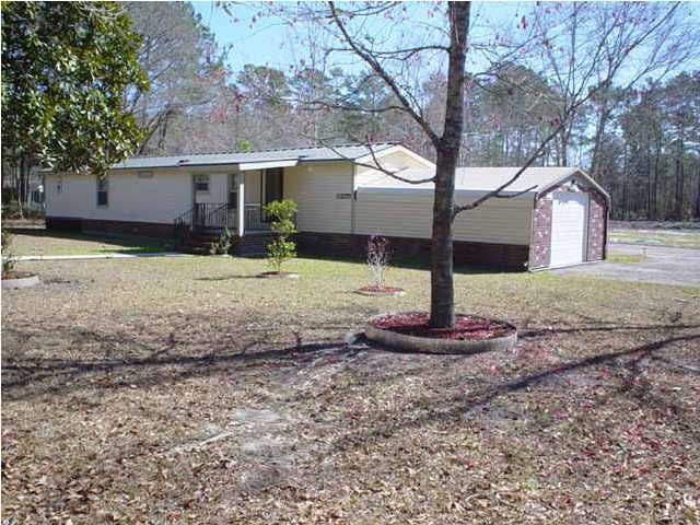 220 Bristol St, Moncks Corner, SC 29461