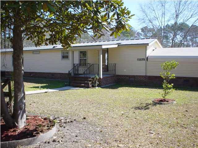 220 Bristol St, Moncks Corner, SC 29461