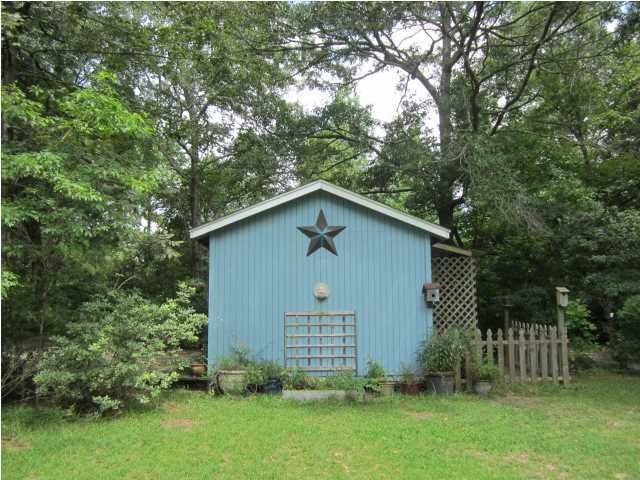 6110 Hazelhurst Ln, Ravenel, SC 29470