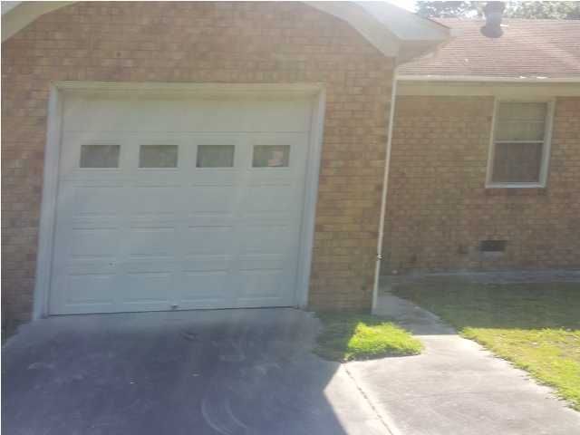 924 Whitesville Rd, Moncks Corner, SC 29461