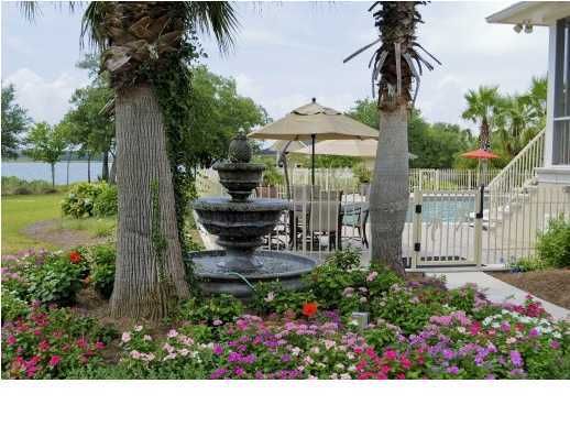 1521 Robin Rooke Way, James Island, SC 29412