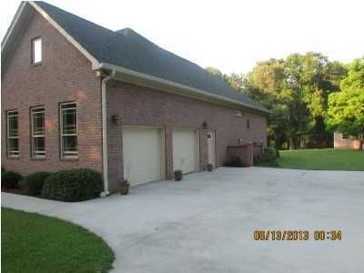 202 Chaussee Blvd, Summerville, SC 29483