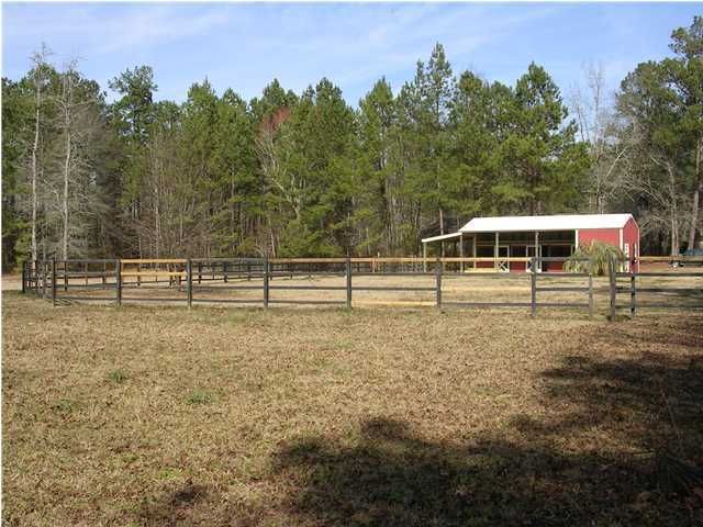 223 New Hope Dr, Summerville, SC 29483