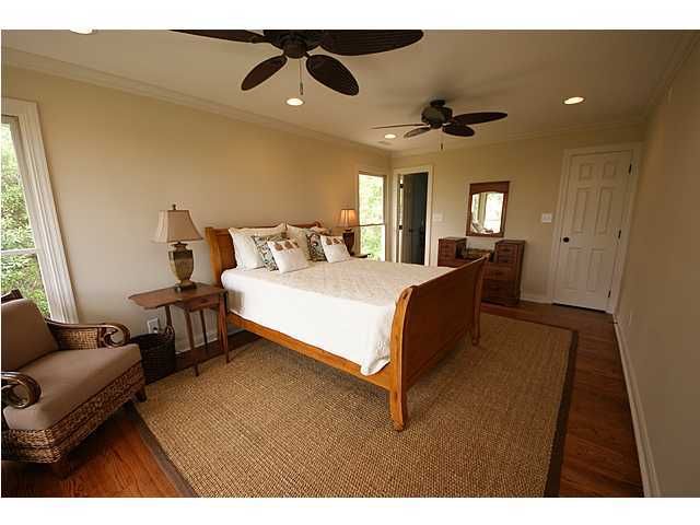 9739 Two Pines Rd, Mcclellanville, SC 29458