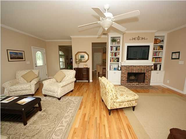 6059 Bay Pond Rd, Ravenel, SC 29470
