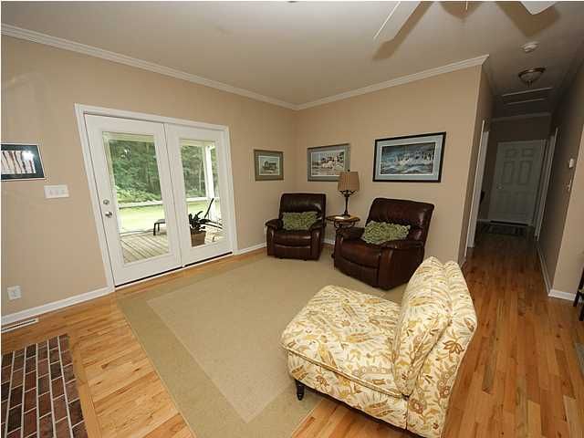 6059 Bay Pond Rd, Ravenel, SC 29470