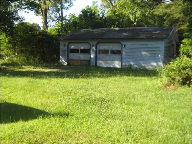 491 Greyback Rd, Summerville, SC 29483