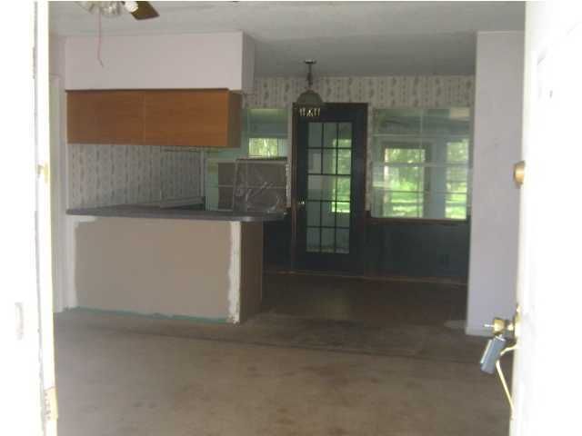 491 Greyback Rd, Summerville, SC 29483