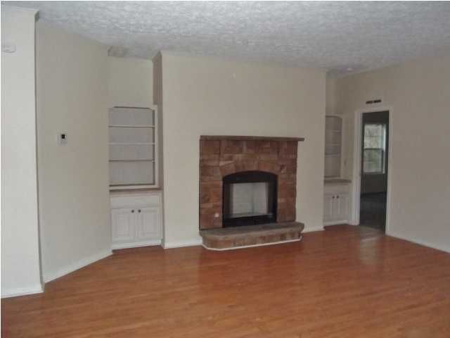 694 Main Rd, Johns Island, SC 29455