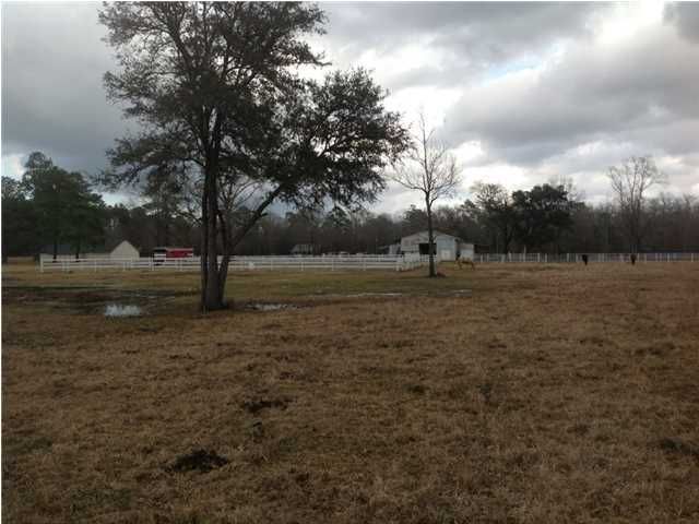 523 Glenn Haven Ln, Moncks Corner, SC 29461
