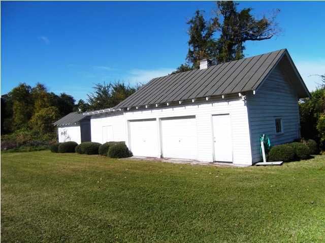 366 Avenue Of Oaks, Moncks Corner, SC 29461
