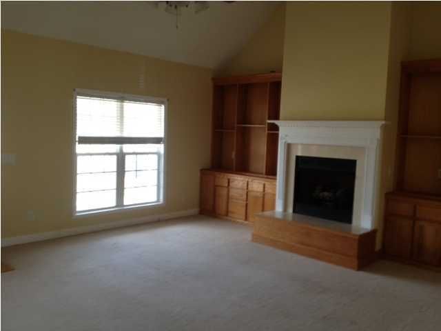 274 Luff Ln, Bonneau, SC 29431