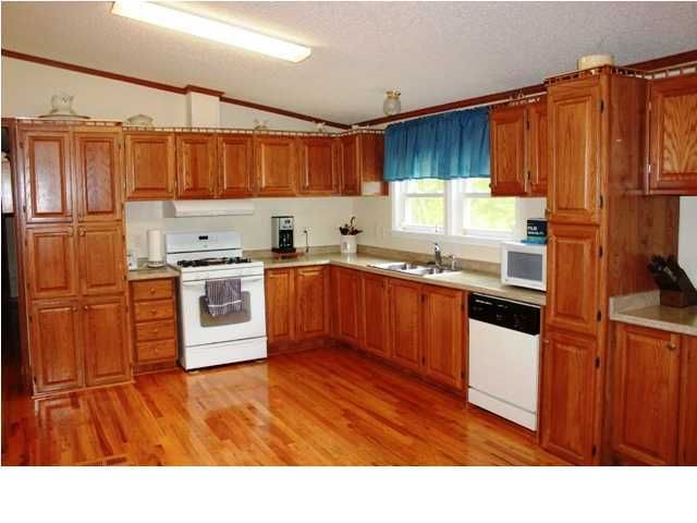 484 Haven Rd, Ridgeville, SC 29472