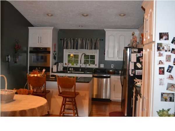 341 Myers Rd, Summerville, SC 29483