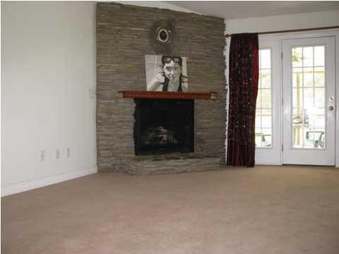 120 Oquendo Ln, Bonneau, SC 29431
