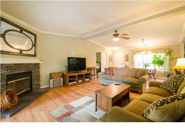 795 Katy Ln, Huger, SC 29450