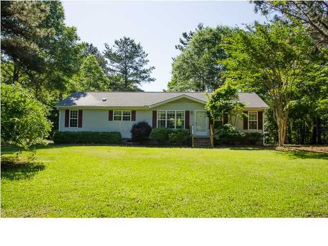 795 Katy Ln, Huger, SC 29450