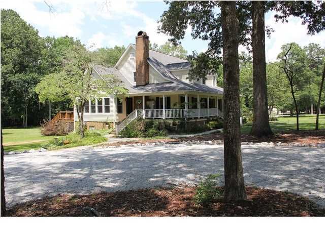 140 Poplar Cir, Summerville, SC 29483