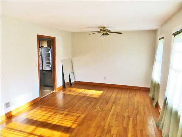 4876 State Rd, Ridgeville, SC 29472