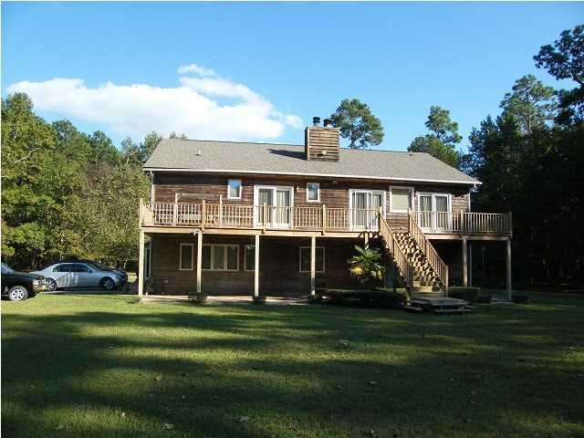959 Academy Ln, Pinopolis, SC 29469
