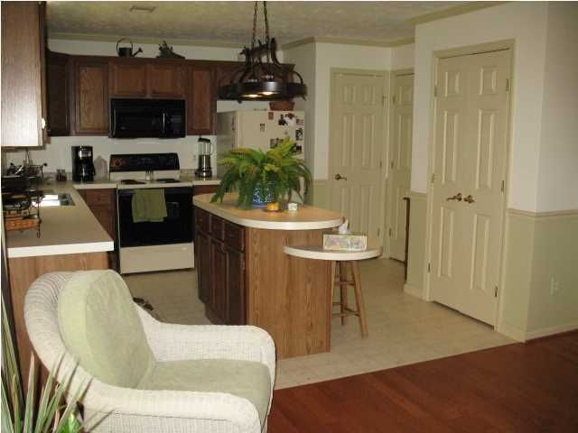 1932 Ronlin Farm Rd, Awendaw, SC 29429