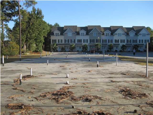 104 Date Palm Dr, North Charleston, SC 29418