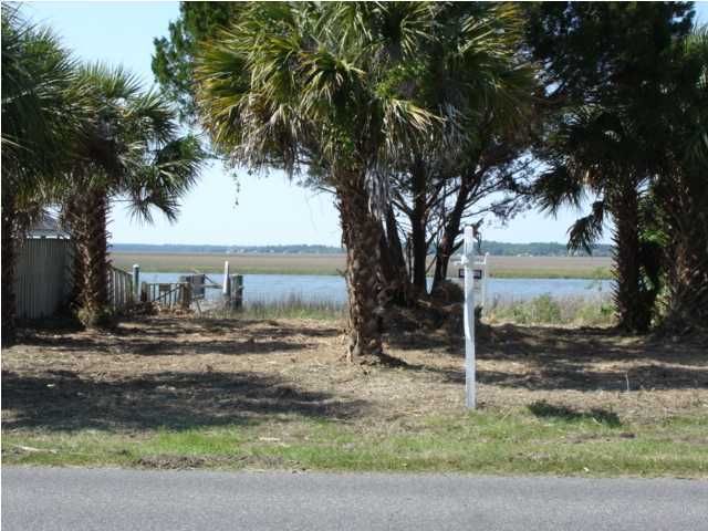 3755 Docksite Rd, Edisto Beach, SC 29438