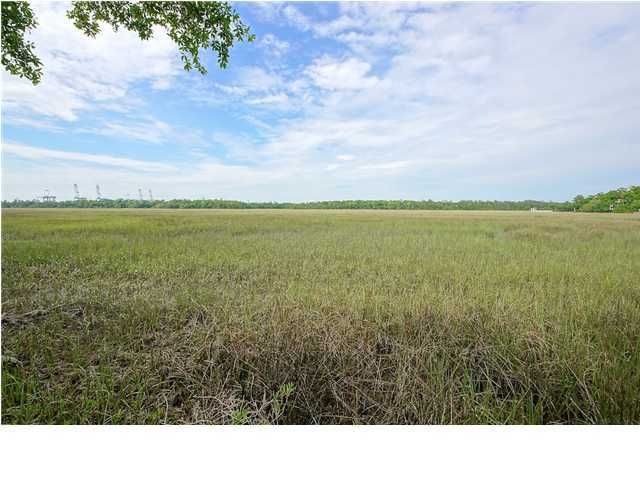 16 Hopetown Rd, Mount Pleasant, SC 29464