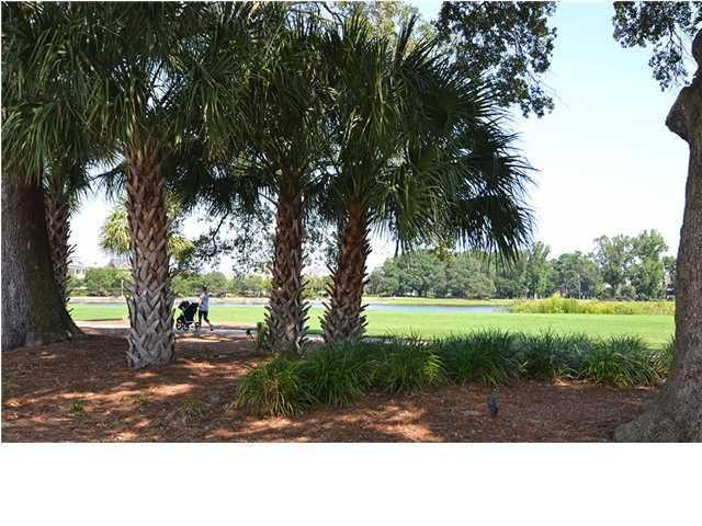 1319 Smythe St, Charleston, SC 29492