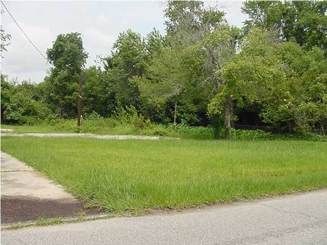 4411 Oakwood Ave, North Charleston, SC 29405