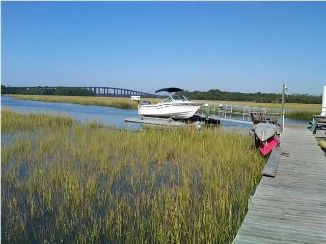 316 River Oak Dr, Mount Pleasant, SC 29464