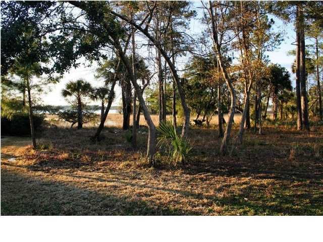 2223 Marsh Dr, Charleston, SC 29466