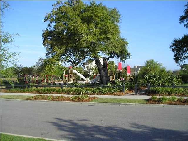 1343 Smythe St, Charleston, SC 29492