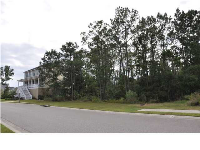 1840 Delacourt Ave, Mount Pleasant, SC 29466