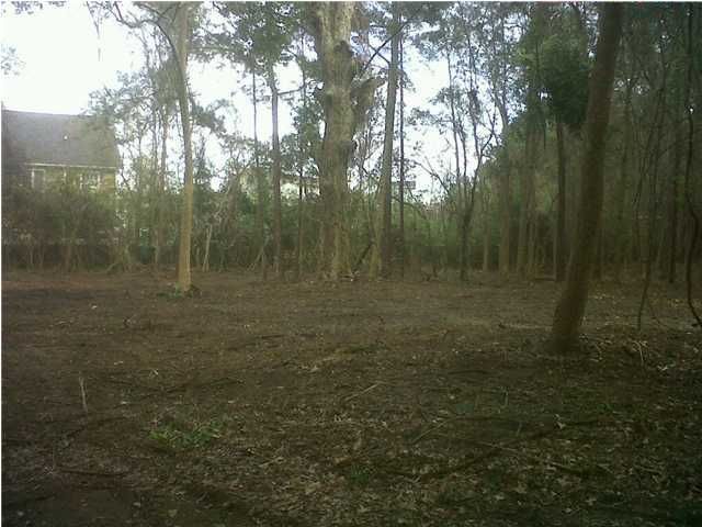 2 Old Plantation Rd, Charleston, SC 29412
