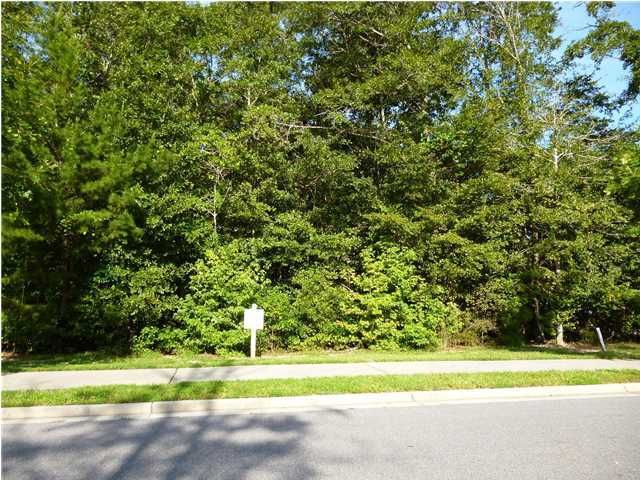104 Bateaux Dr, Summerville, SC 29483