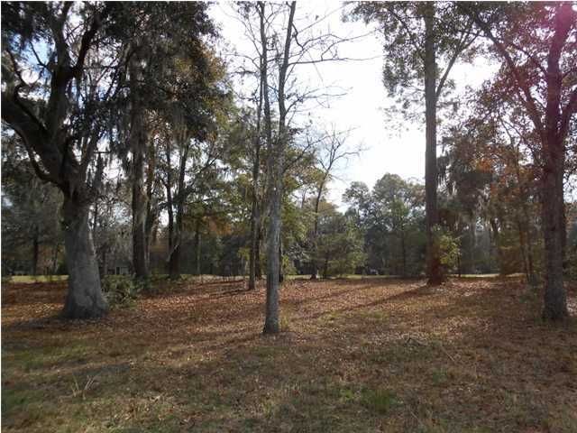 19 Stono Links Dr, Hollywood, SC 29449