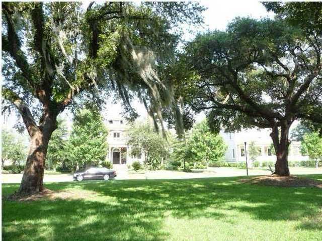 57 Woodford St, Charleston, SC 29492