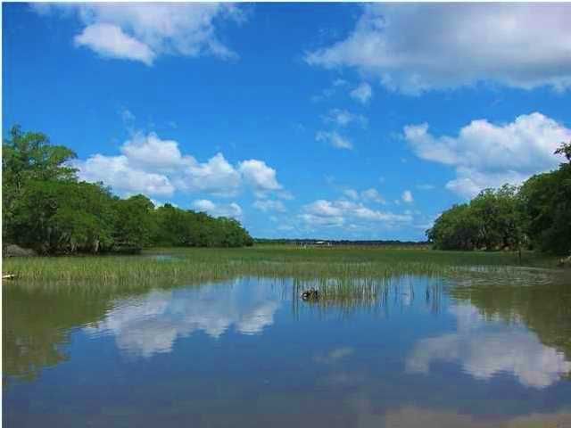 36 5th St, Mount Pleasant, SC 29464