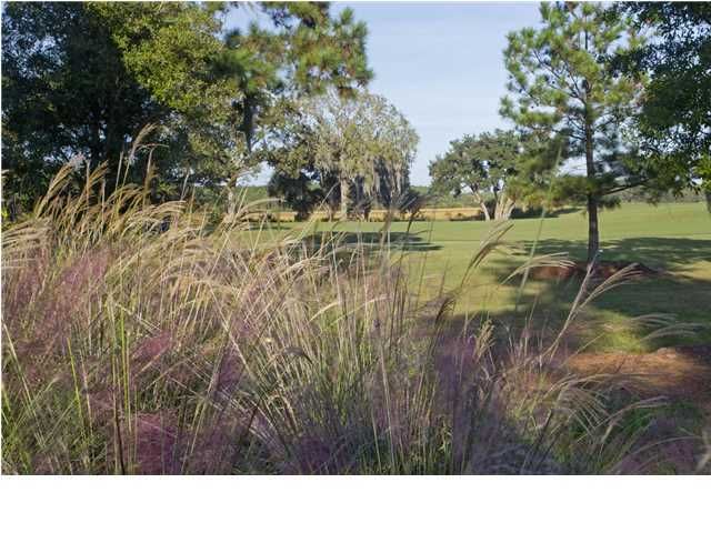 355 Lesesne St, Charleston, SC 29492