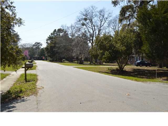 3636 Tower Dr, Mount Pleasant, SC 29464
