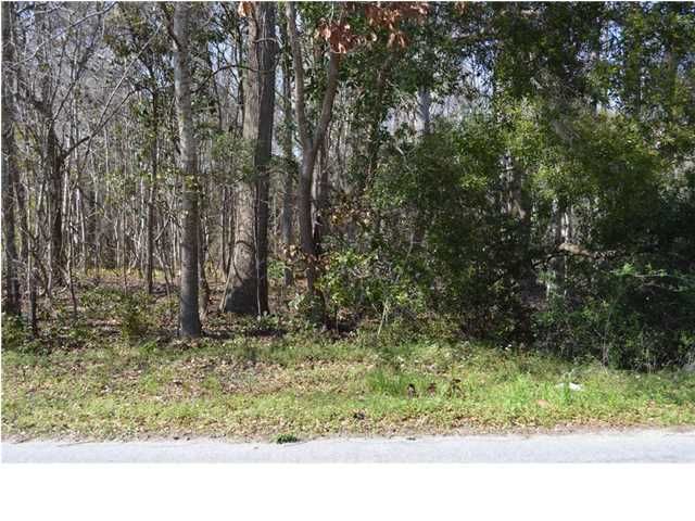 3636 Tower Dr, Mount Pleasant, SC 29464