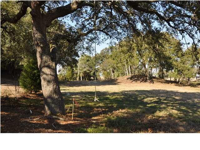 2624 Goldbug Ave, Sullivans Island, SC 29482