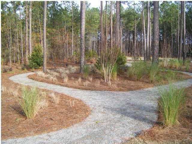 133 Waters Edge Ln, Pinopolis, SC 29469