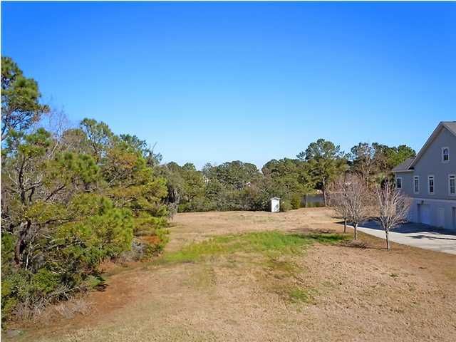 37 Regimental Ln, Johns Island, SC 29455