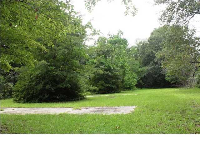5473 Califf Rd, North Charleston, SC 29406