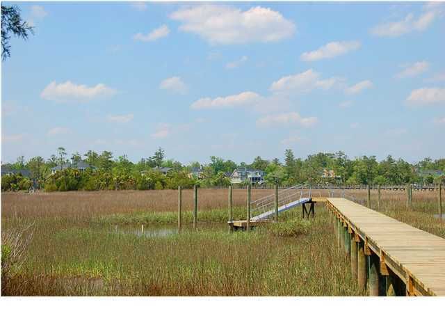 286 Commonwealth Rd, Mount Pleasant, SC 29466