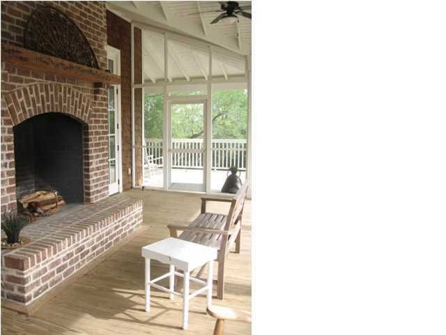 4260 Lady Banks Ln, Hollywood, SC 29470