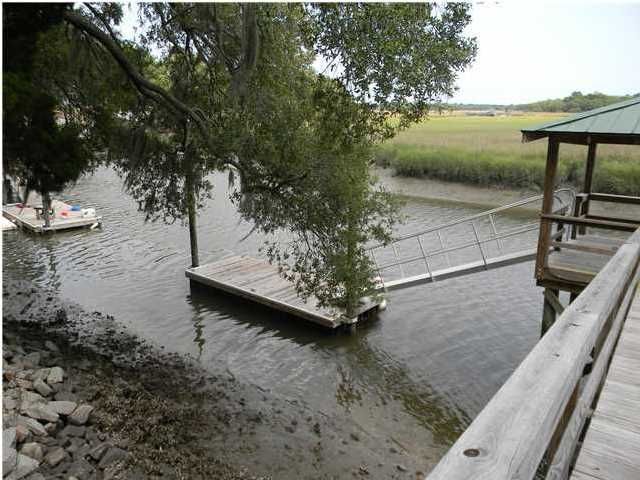 684 Ellis Oaks Ave, Charleston, SC 29412