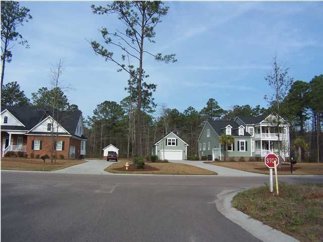 112 King Mountain Dr, Summerville, SC 29483